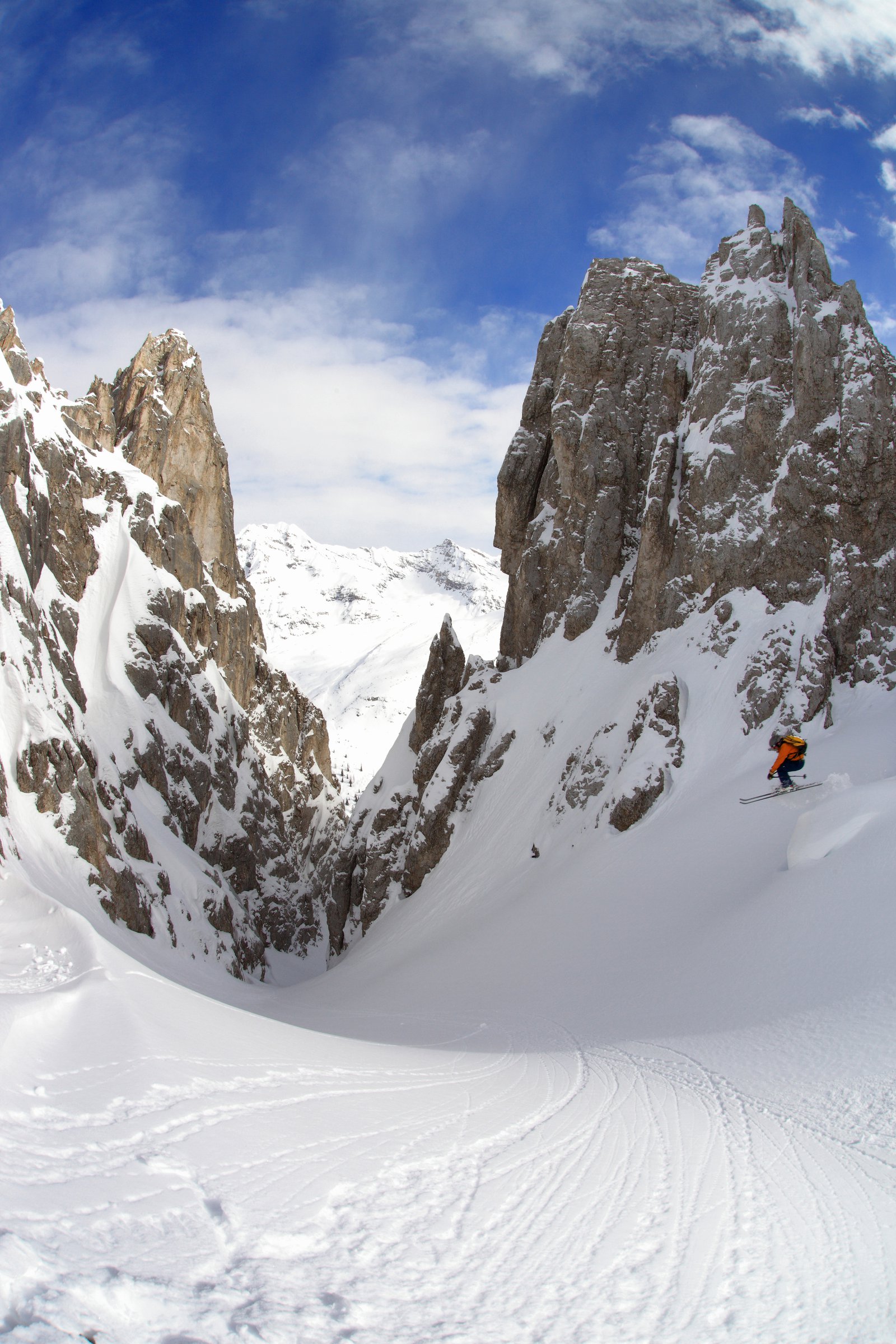 Droping in the couloir!