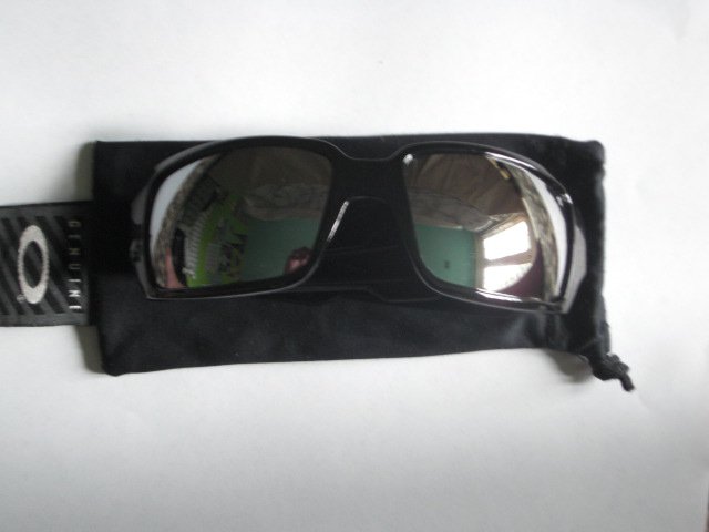 Oakley Oil Drum Black frame with grey iridium lens