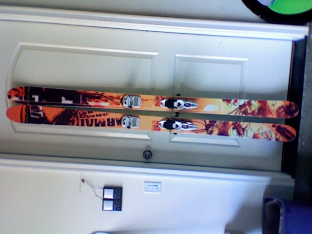 Skis 4 sale