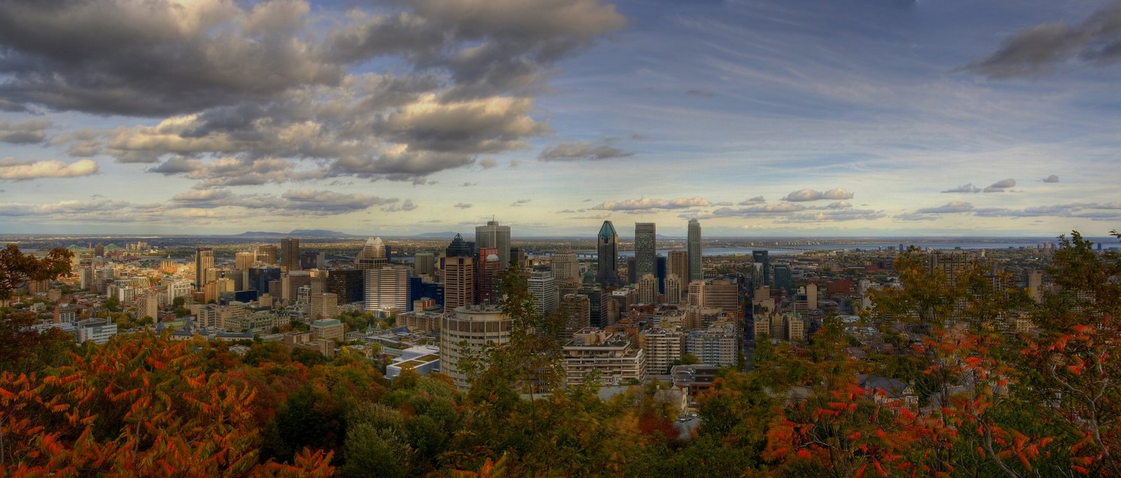 Montreal Skyline Pano HDR