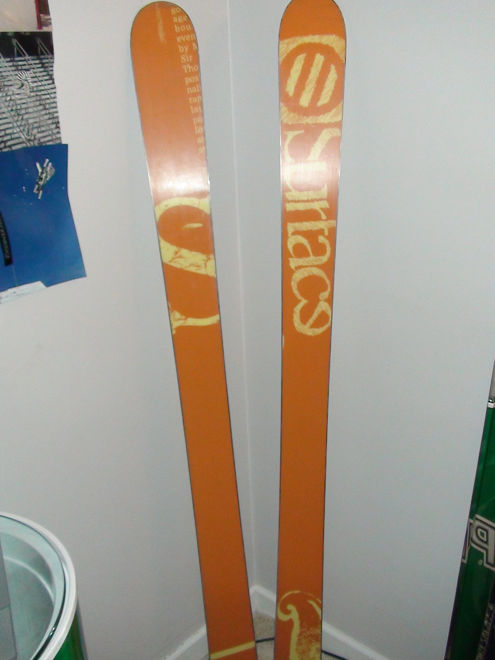 Bases of skis