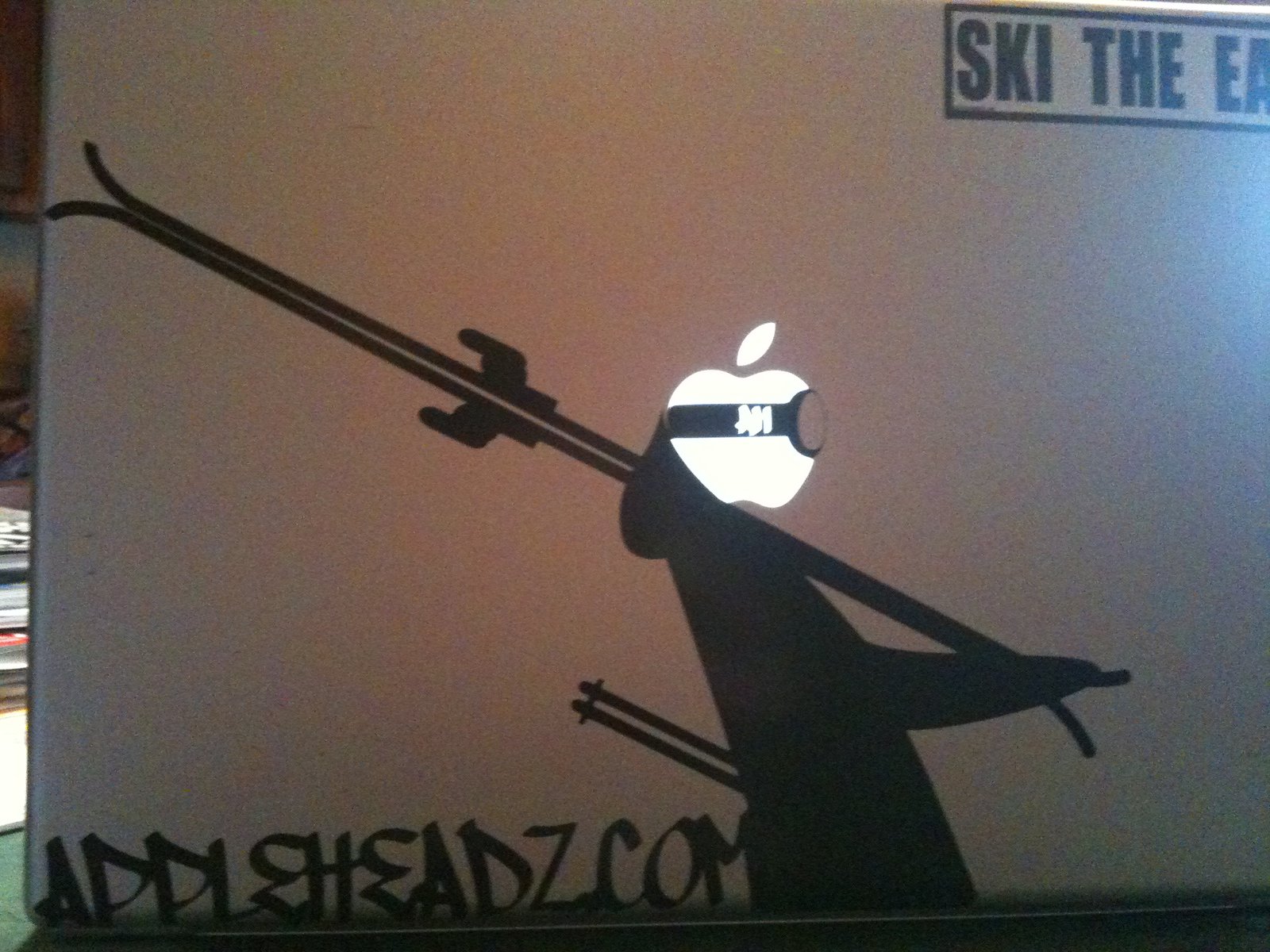 AppleHeadz.com Macbook Skin