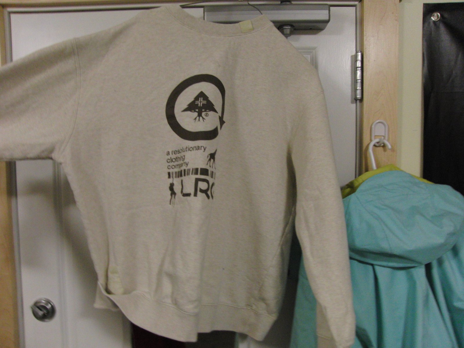 Lrg Sweater