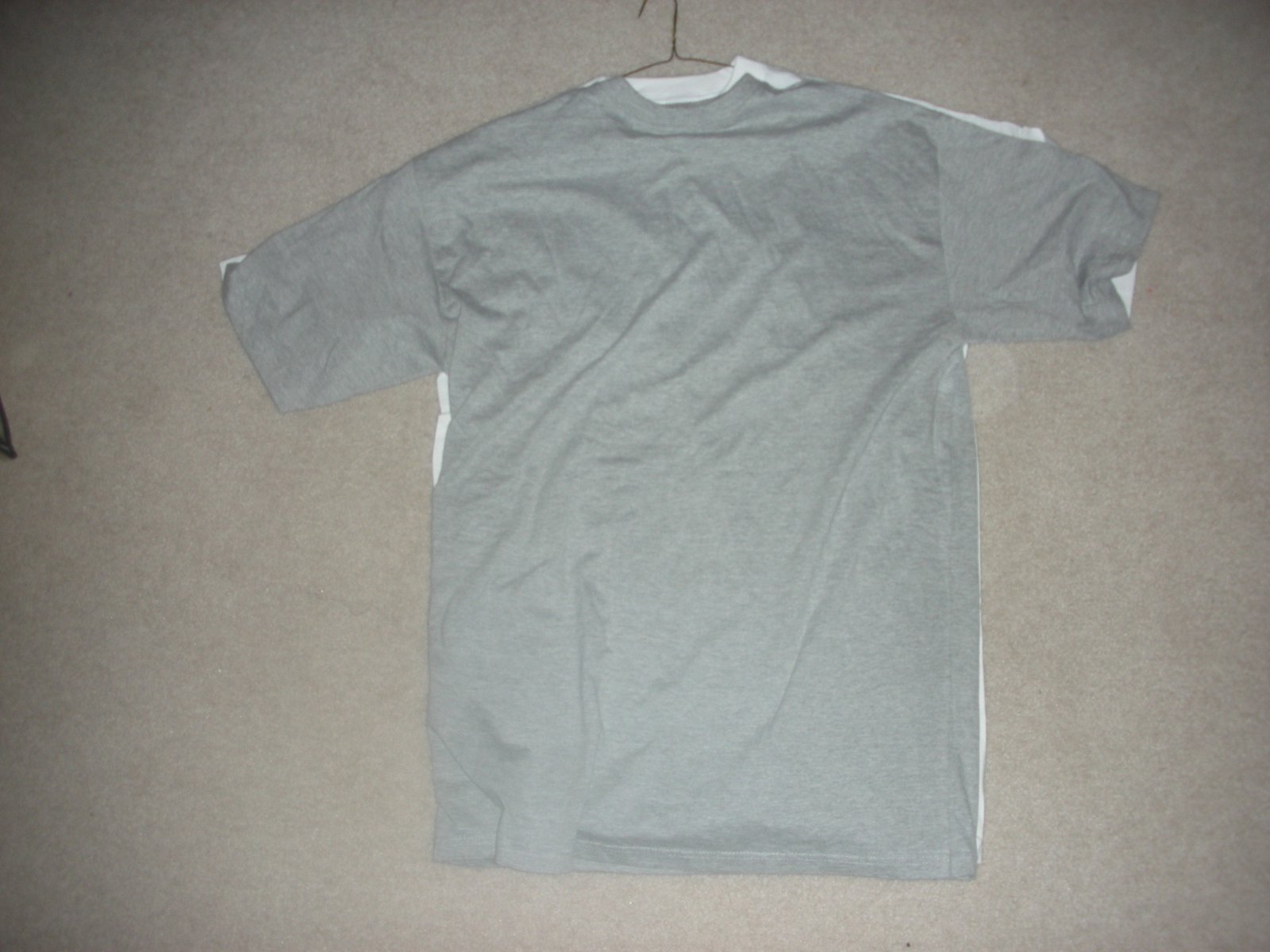 Grey 5XL available (33" in length)