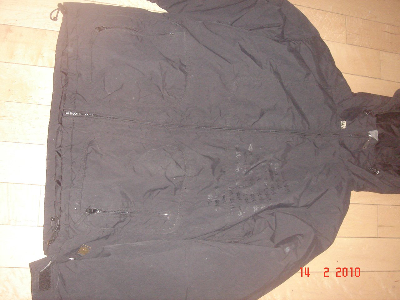 Quicksilver Size Small