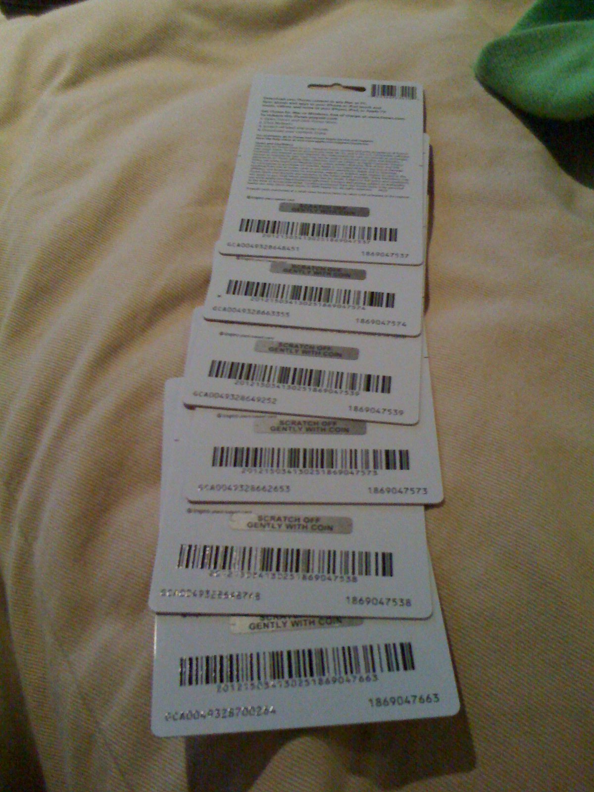 $150 iTunes Gift 3Card Unscratched (6 $25 cards)