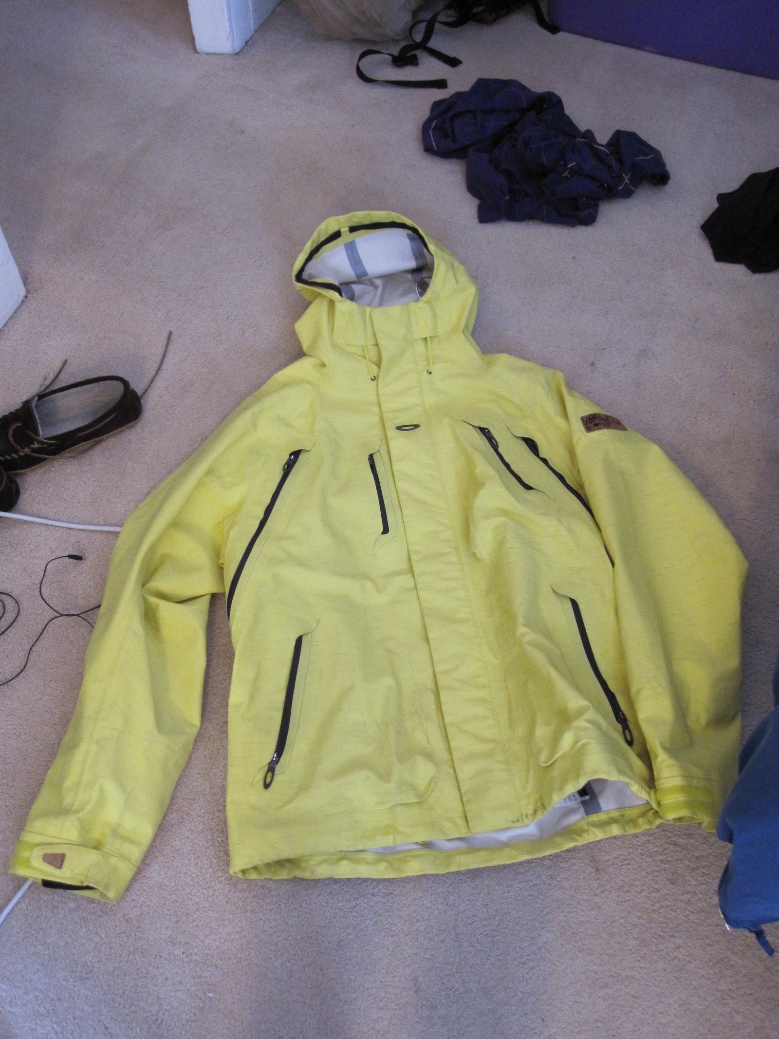 Oakley jacket yellow