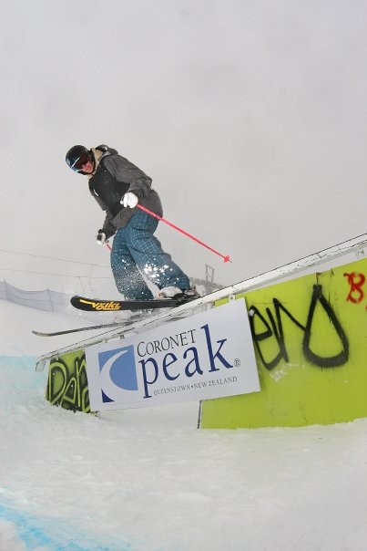 Coronet rail jam