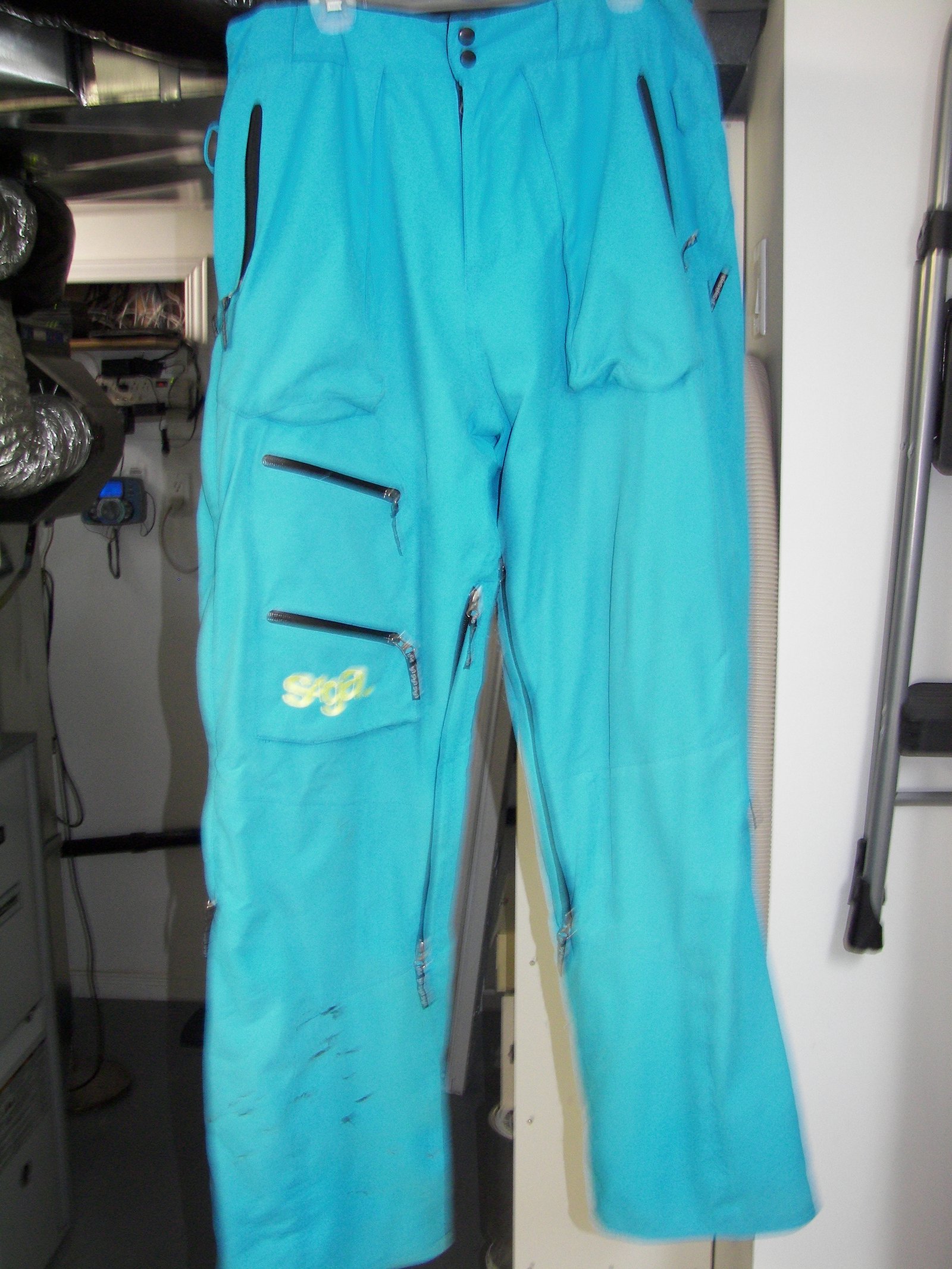 Saga Hybrid Pants size large