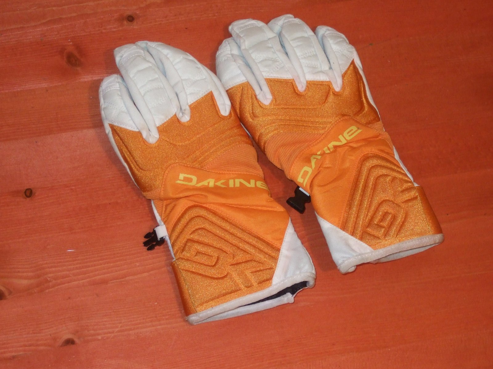 Dakine Gloves