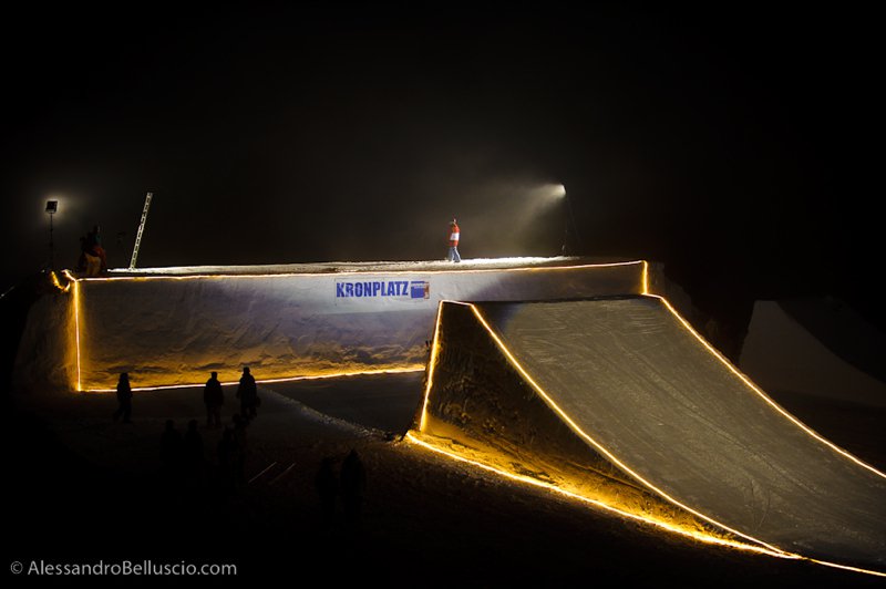 Kronplatz at night