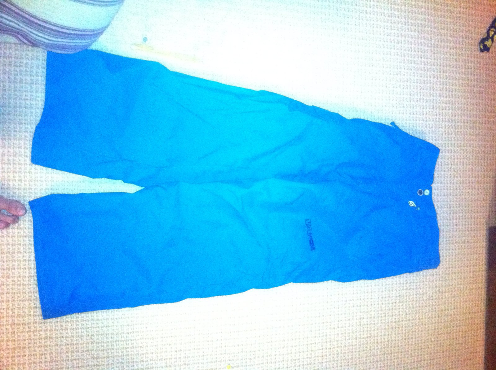 Fs: blue volcom pants size xl youth