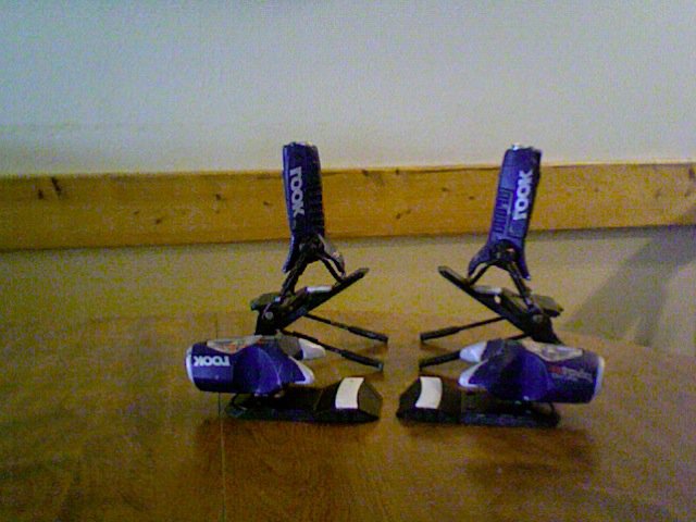 Look Pivot18 Bindings