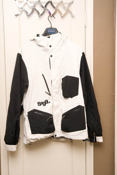 FS: 09/10 Saga Anomie Jacket white/black - Medium - $100