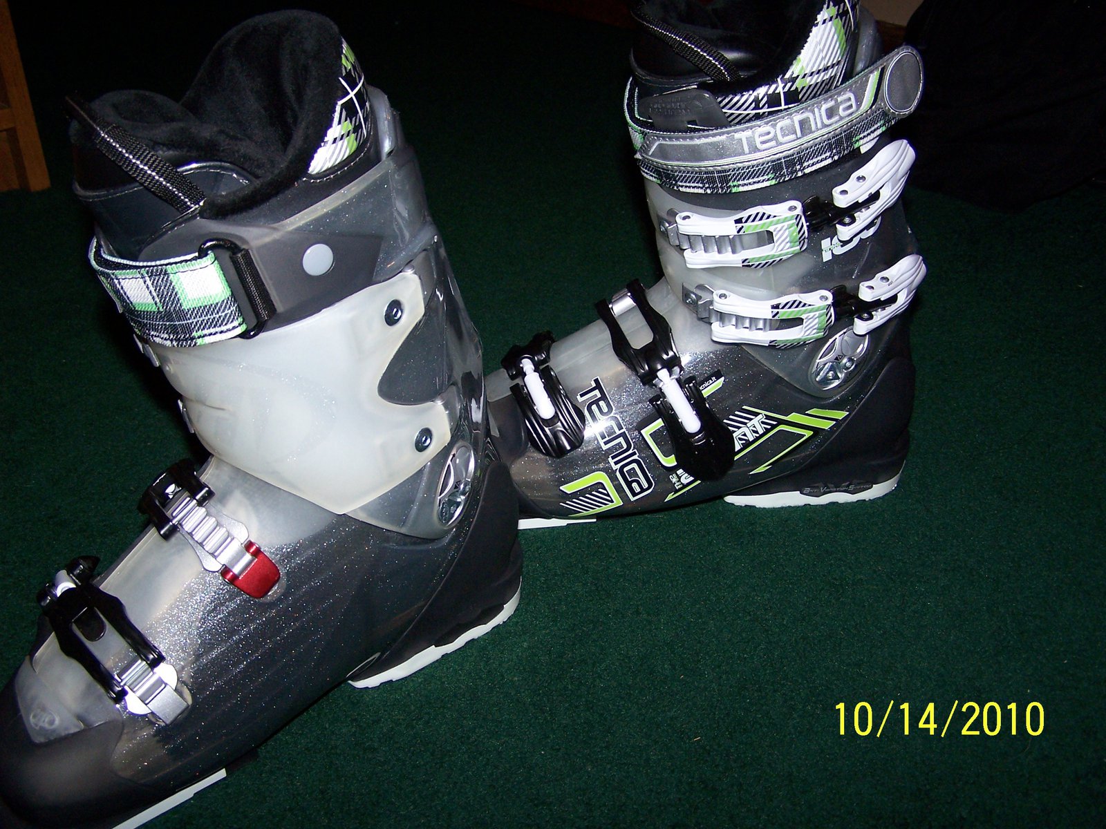 New Skis n Boots - 3 of 3