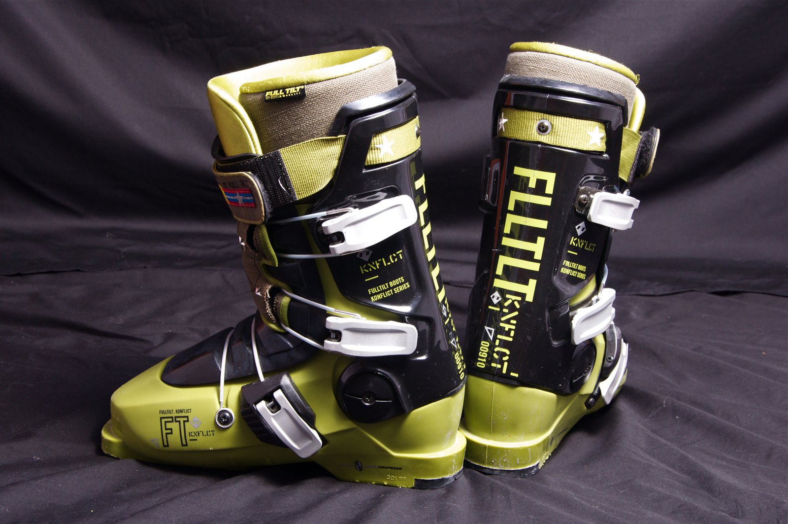 Full tilt Konflict boots