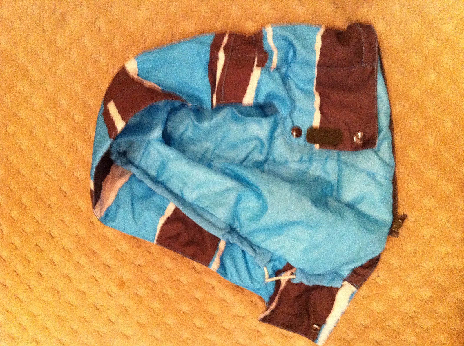 Jacket removable hood