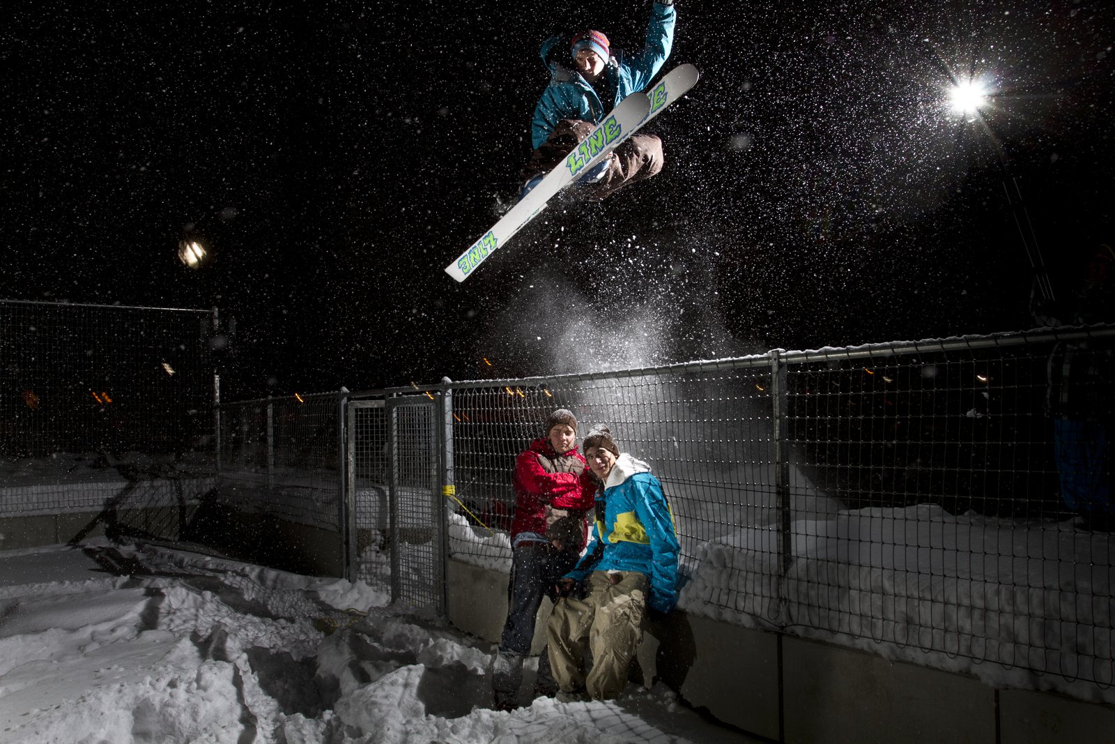 Urban fence gap