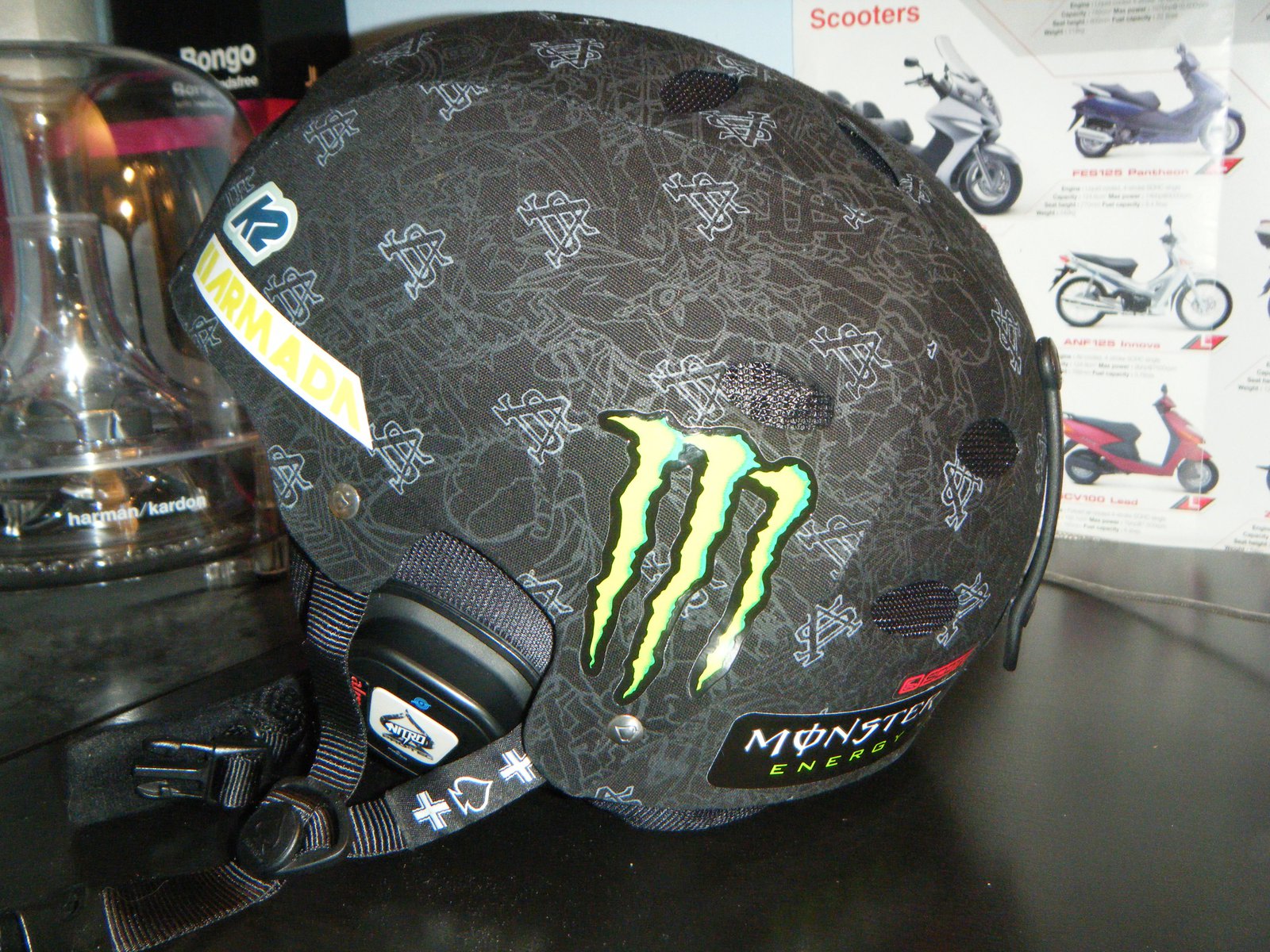 Helmet rear-right