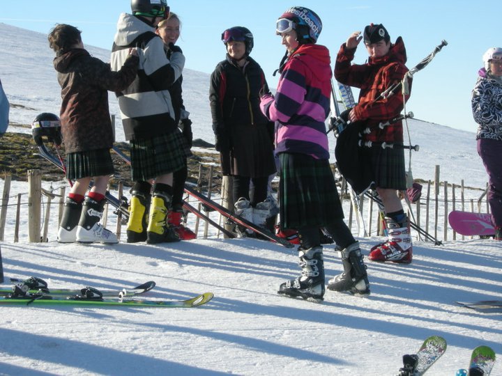 Skiing in kilts!
