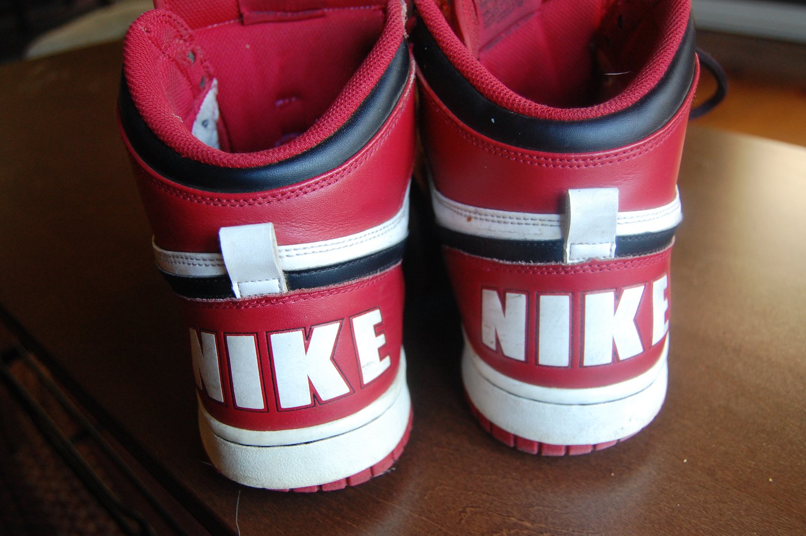Red Nike High