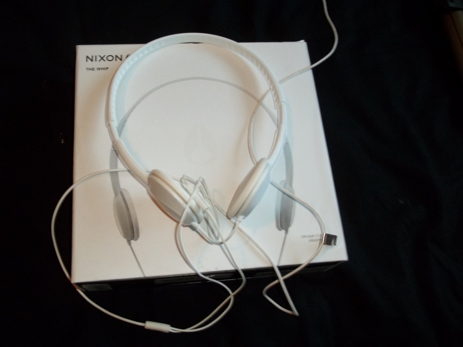 Nixon Whip headphones