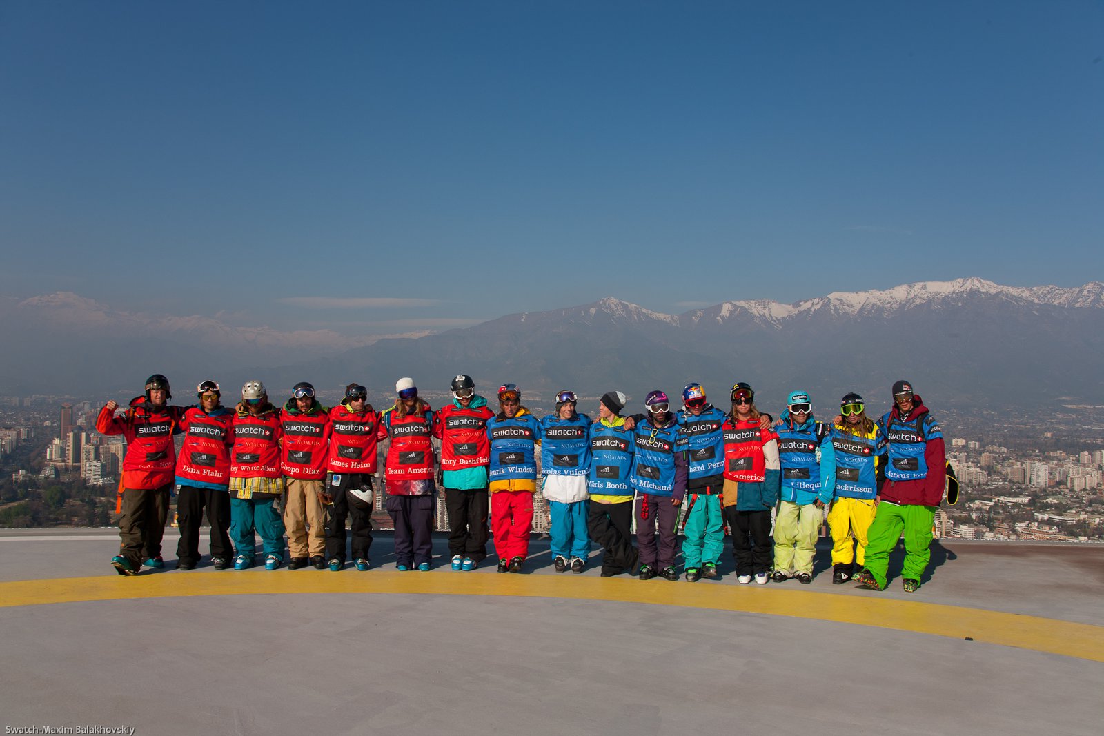 Team Americas & Team Europe at the Swatch Skiers Cup