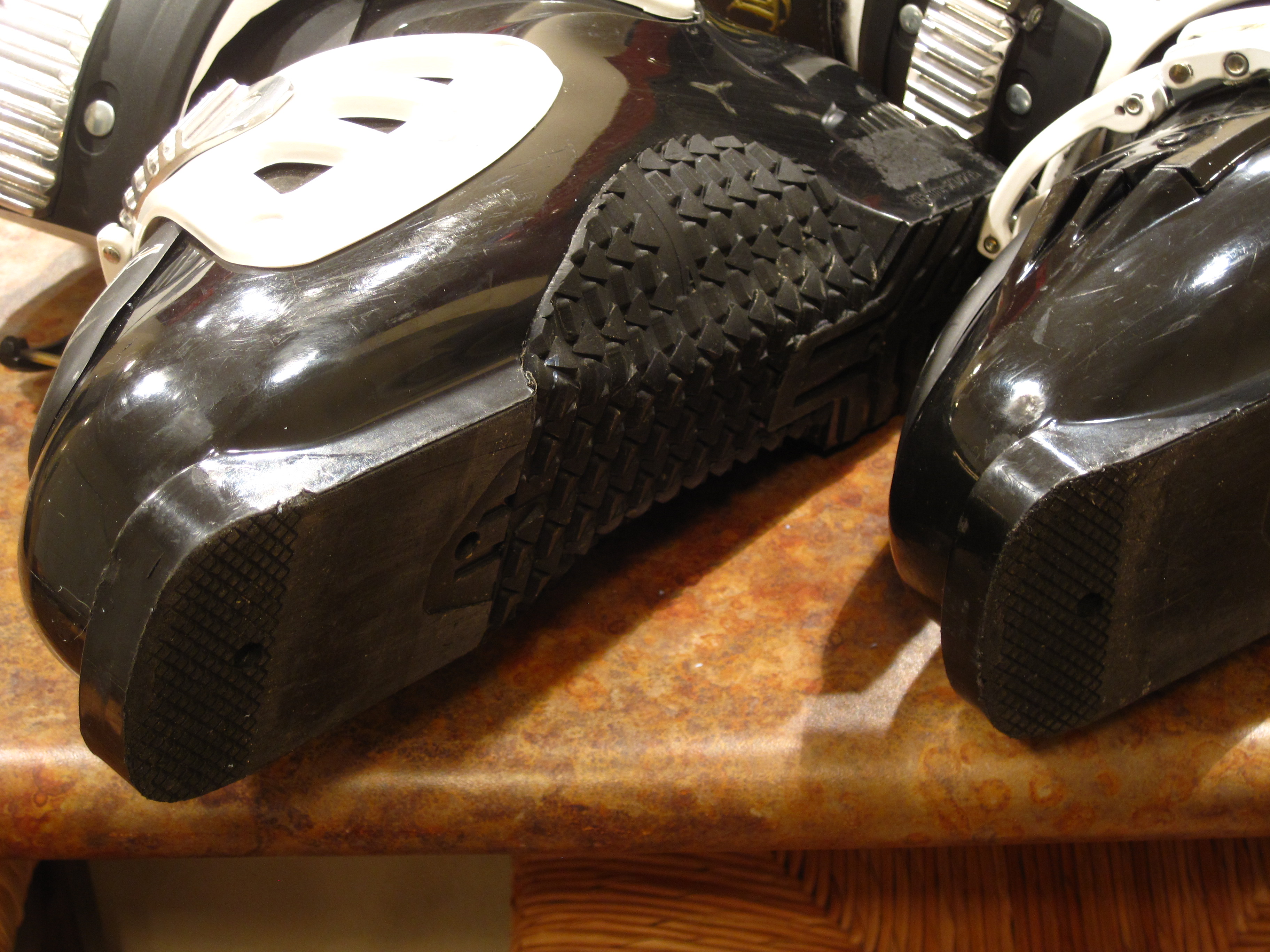Rossignol Scratch Brigade 178cm and Salomon Ghost Bindings Rossignol Scratch Brigade 178cm and Salomon Ghost Bindings