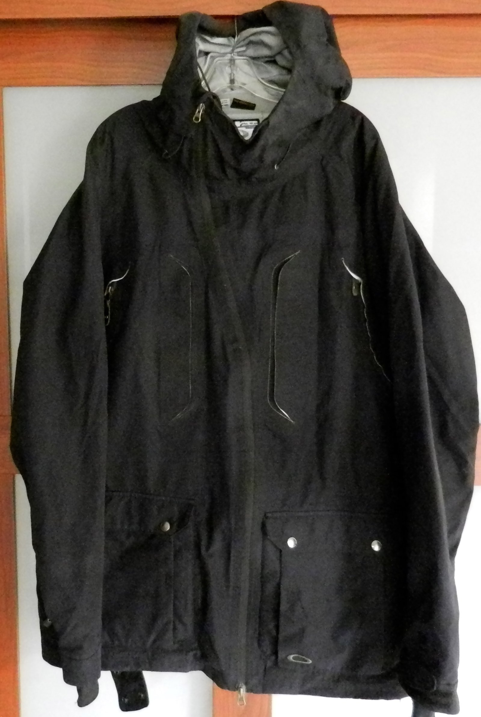 oakley jacket