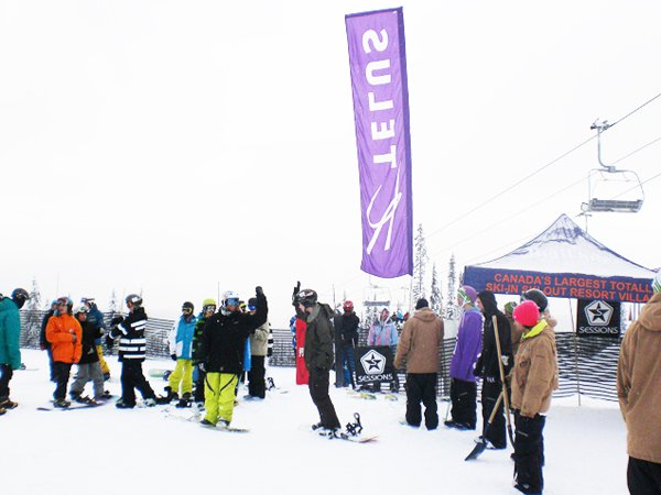 Happy Holidays from your Big White TELUS Park Crew!