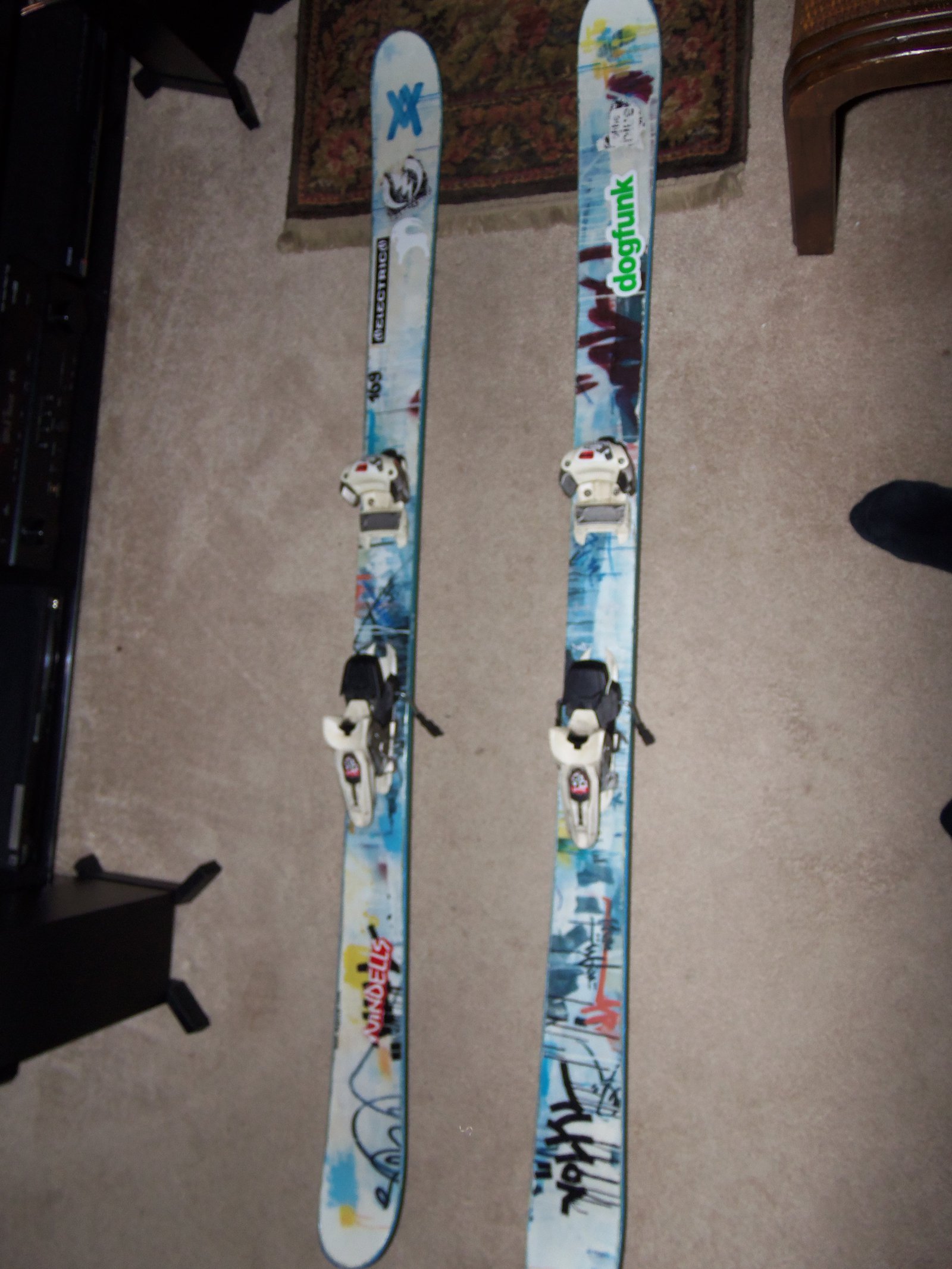 skis i'm letting go for anything