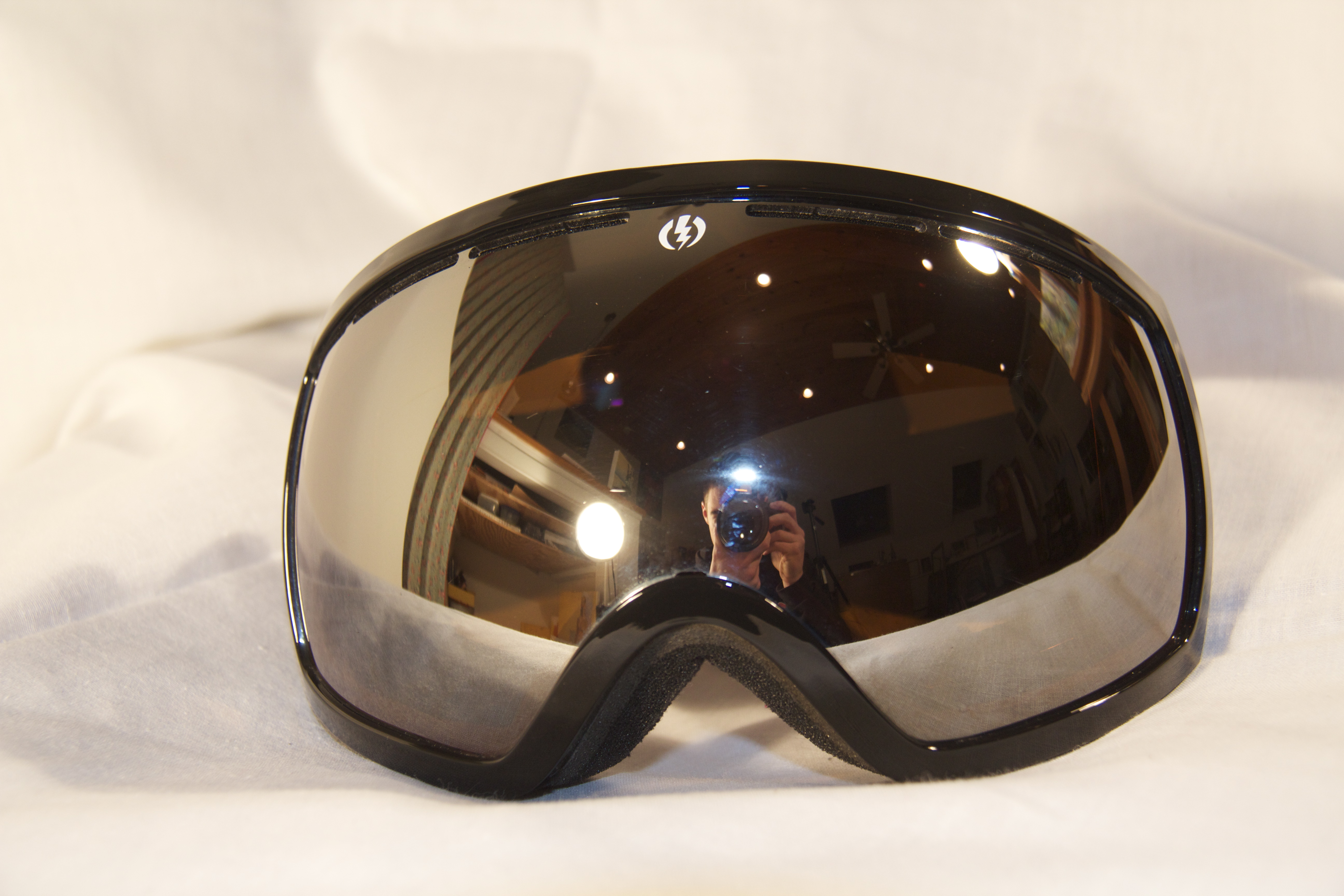 FS: Black Electric EG2 Goggles - Sell and Trade - Newschoolers.com