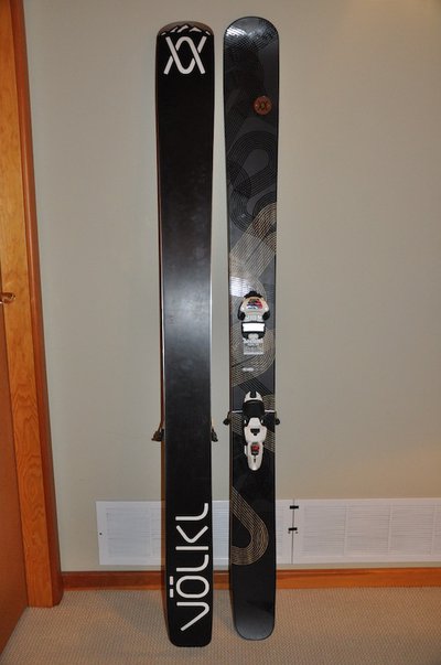 スキー 185 VOLKL KURO + MARKER BINDING Volkl Kuro Skis 2013 | evo