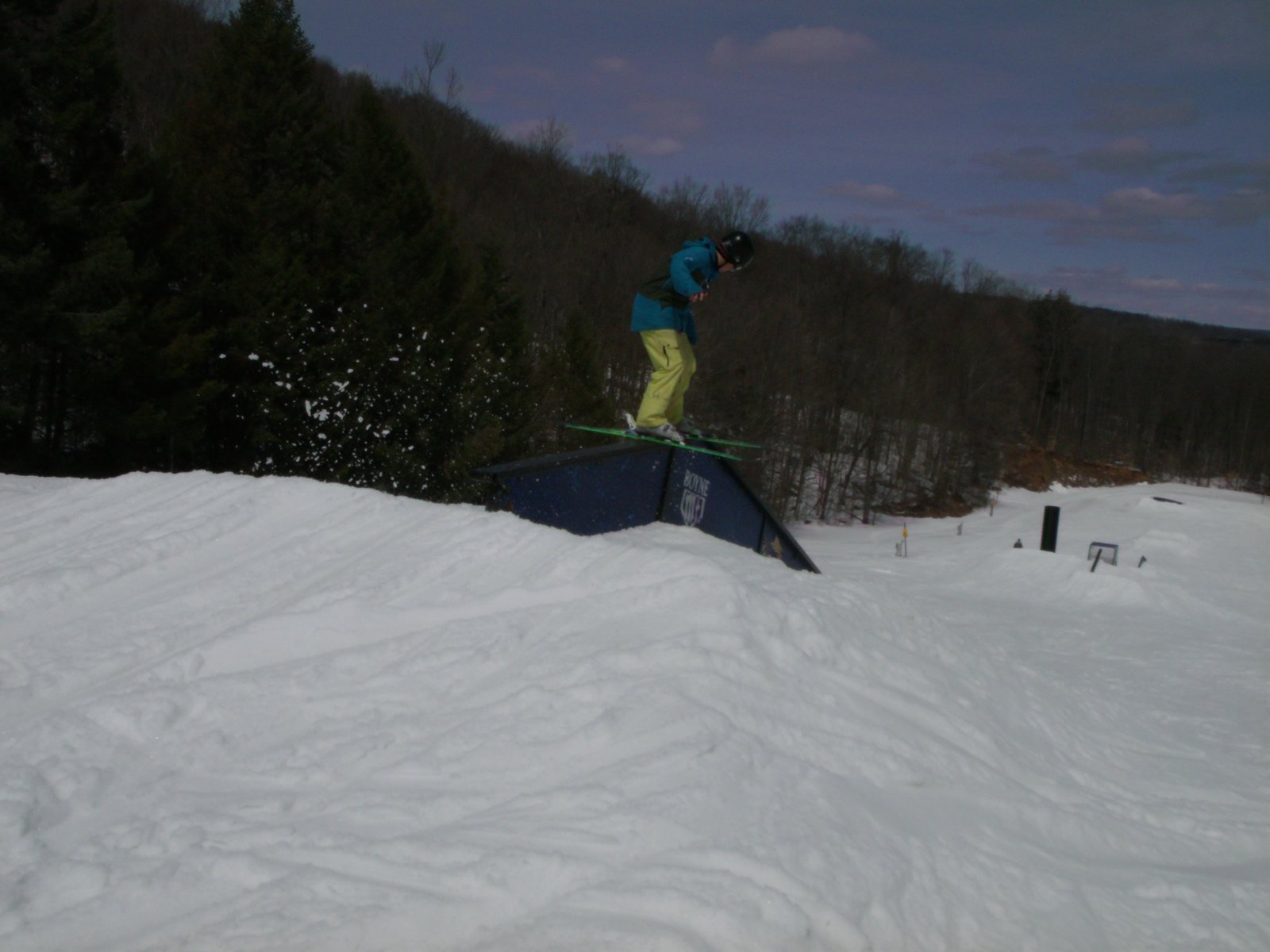 A-frame Railslide