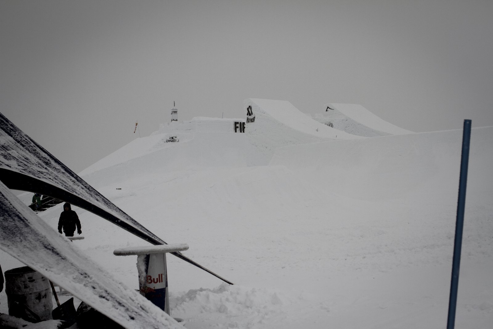 Nine Knights under the powder