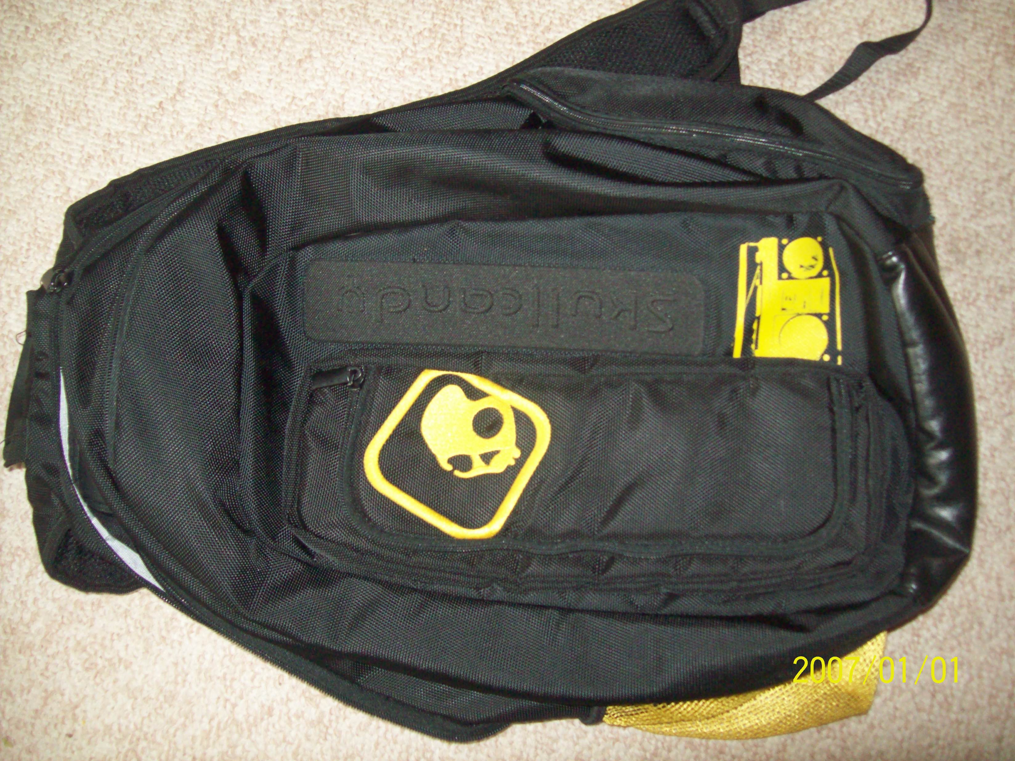 skullcandy bookbag