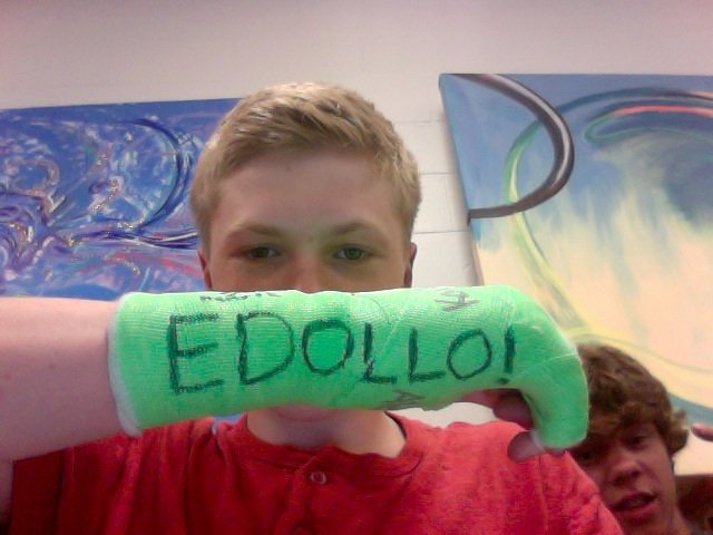 Edollo Cast
