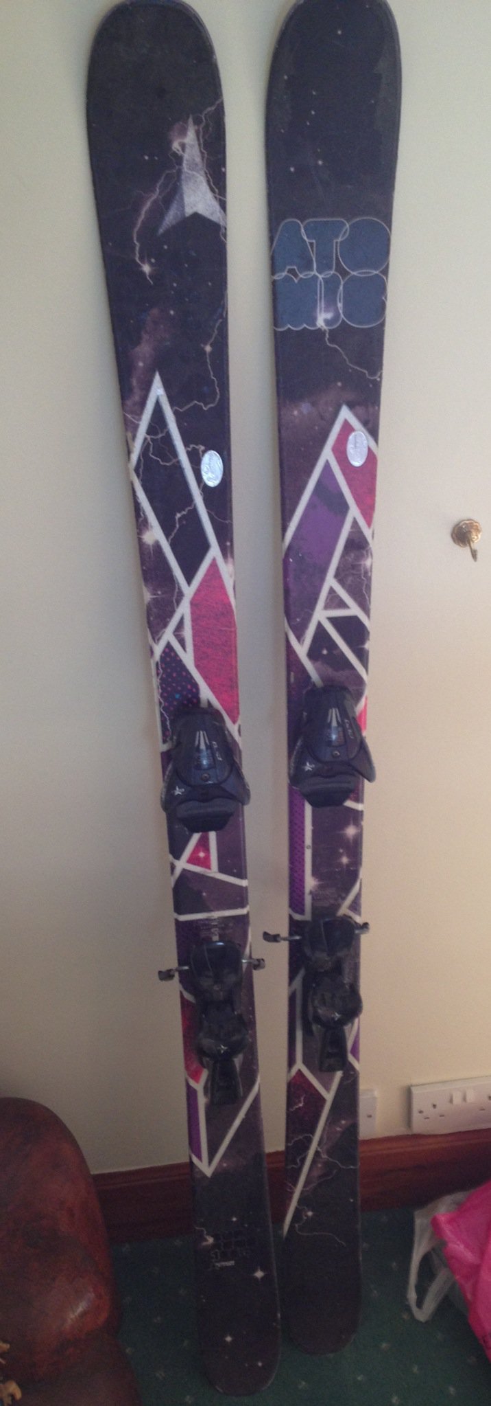 Atomic Supreme skis 165