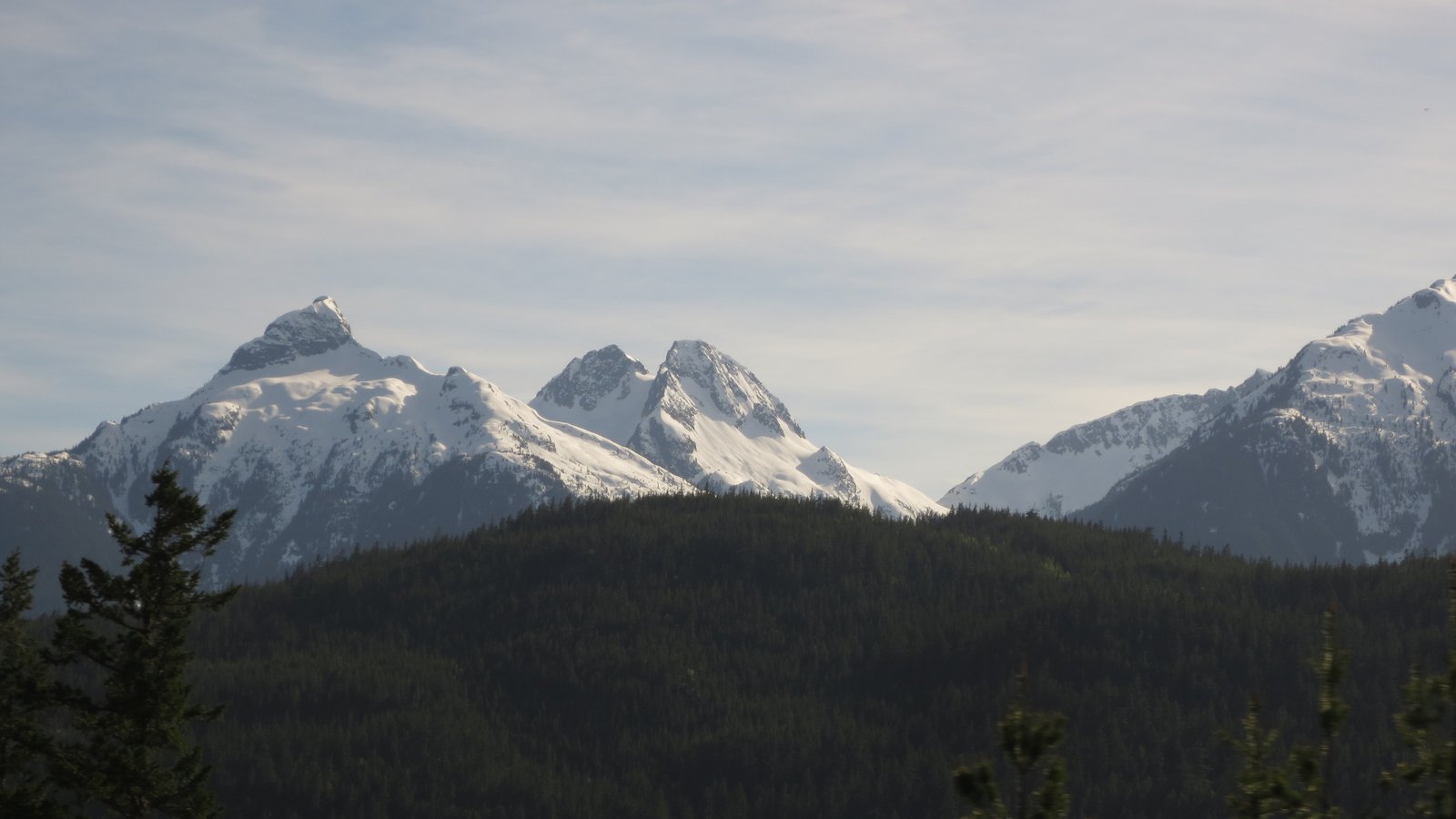 Tantalus Mountain Range