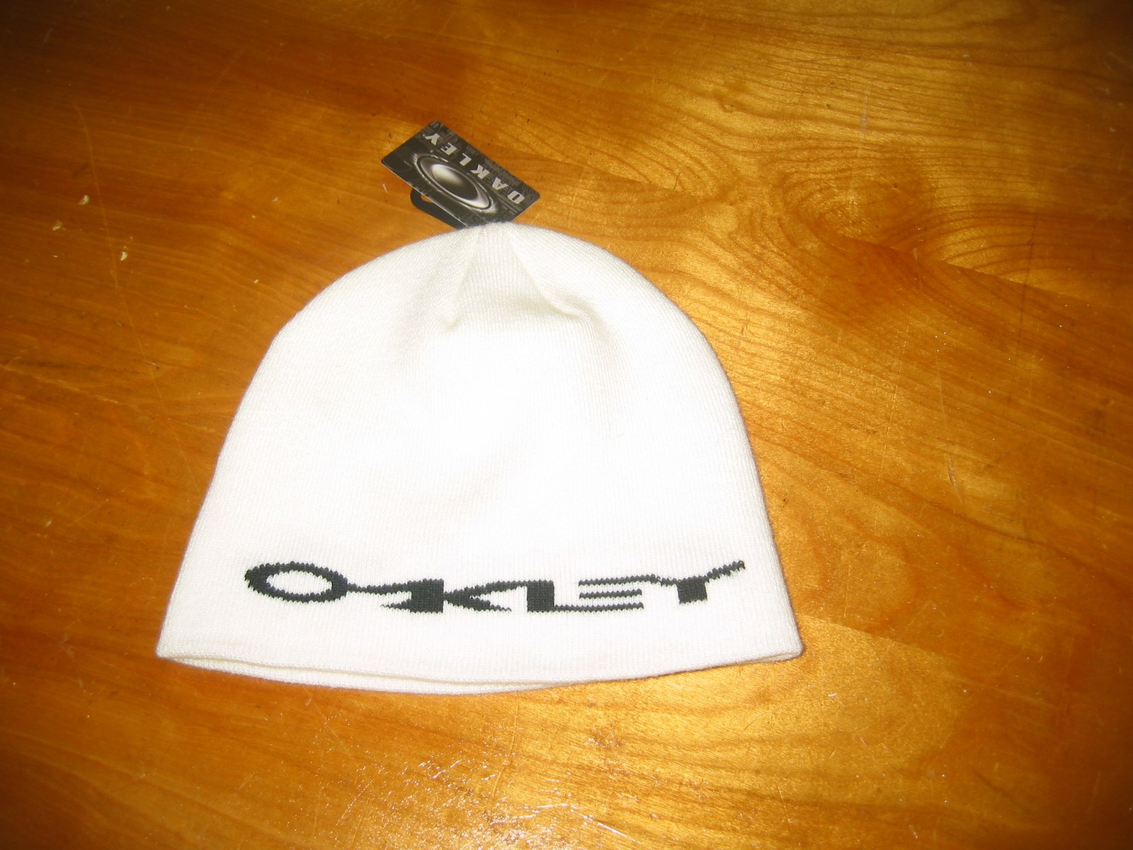 oakley hat brand new with tags fs