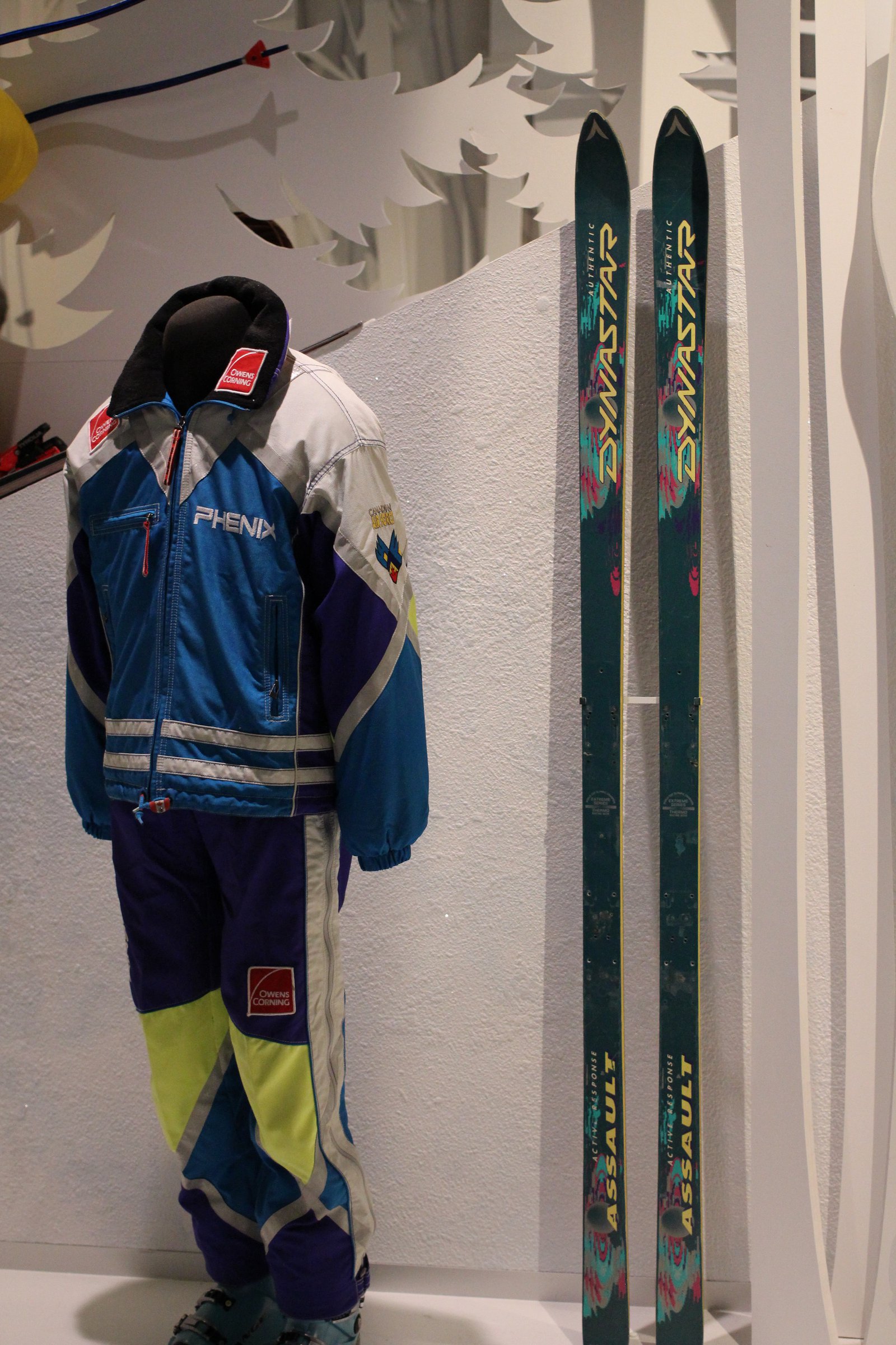 new Canadian air force suit and skis...