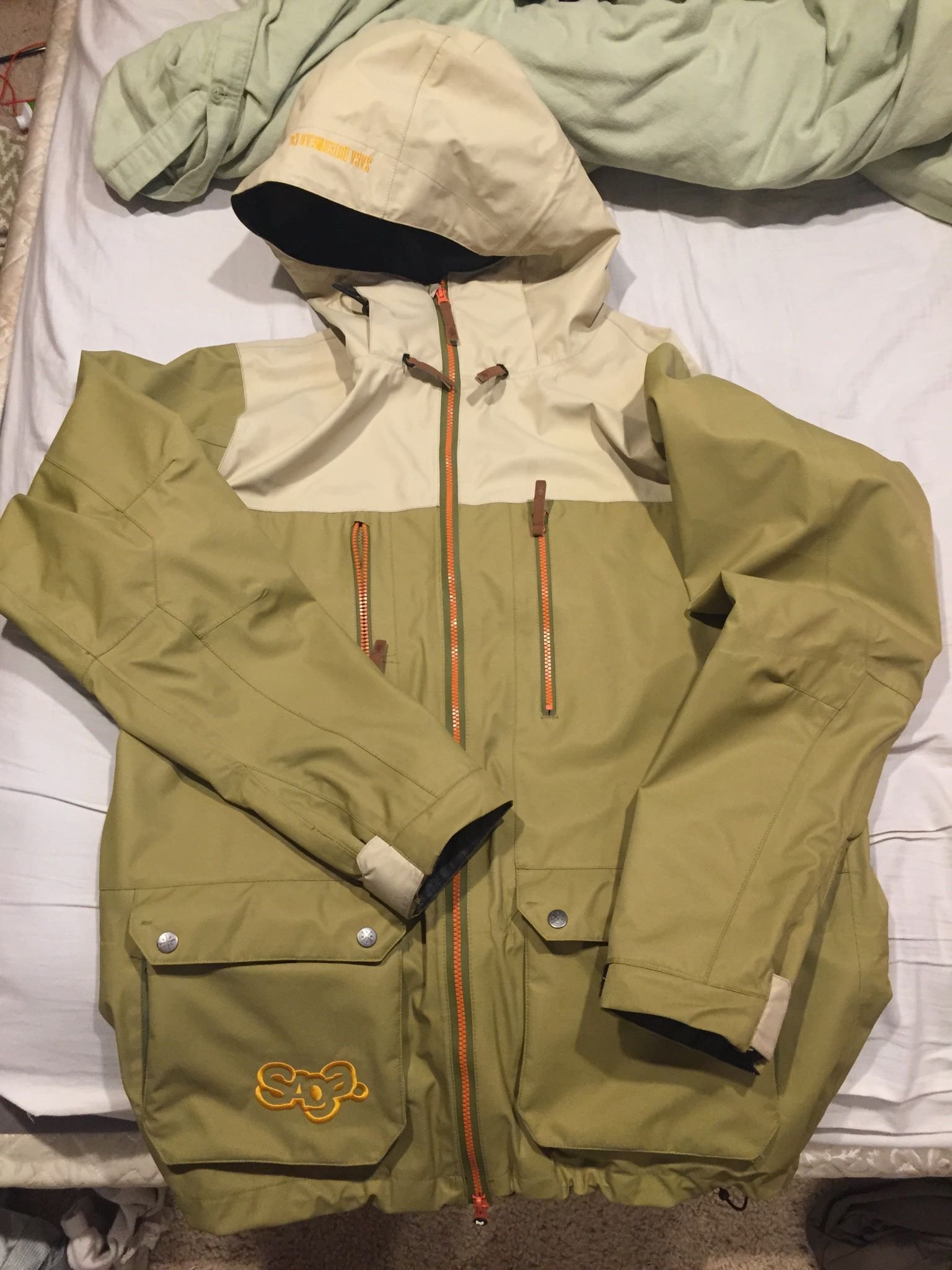 XL Monarch jacket Saga