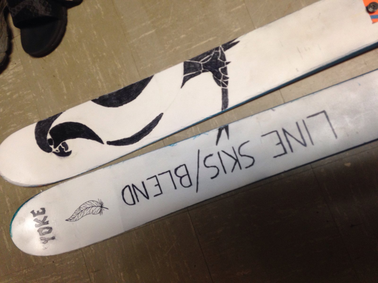 Tutorial How to custom paint your skis. Ski Gabber