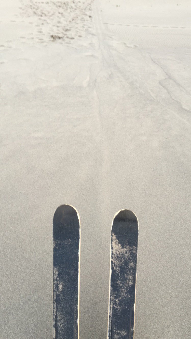 Sand ski