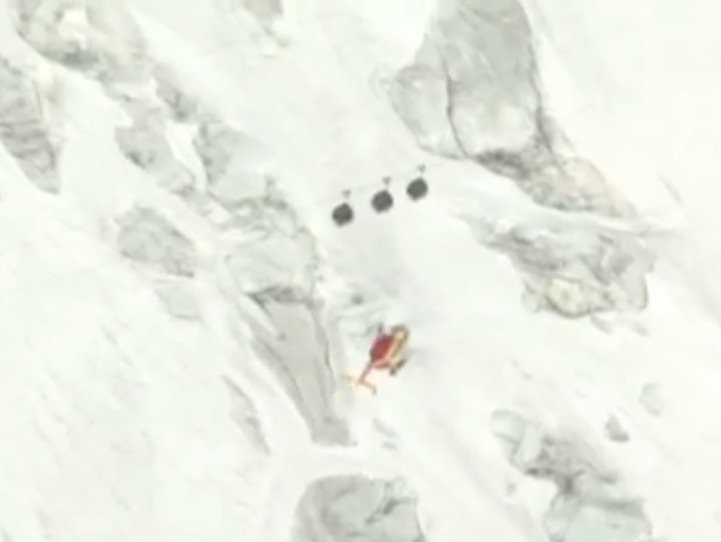 Passengers Stuck 10,000 Feet Up Mont Blanc