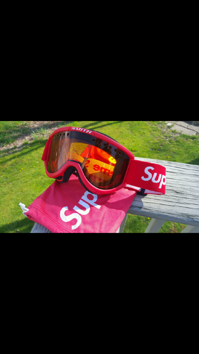 Smith supreme goggles - Sell and Trade - Newschoolers.com