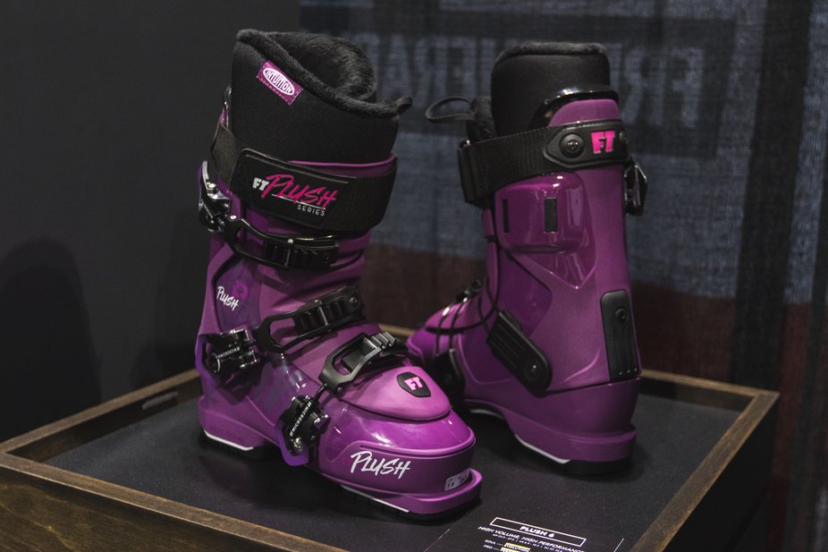 ski boots FULL TILT KONFLICT SERIES, active shock absorber, canting,  green/black ( TOP condition ) 