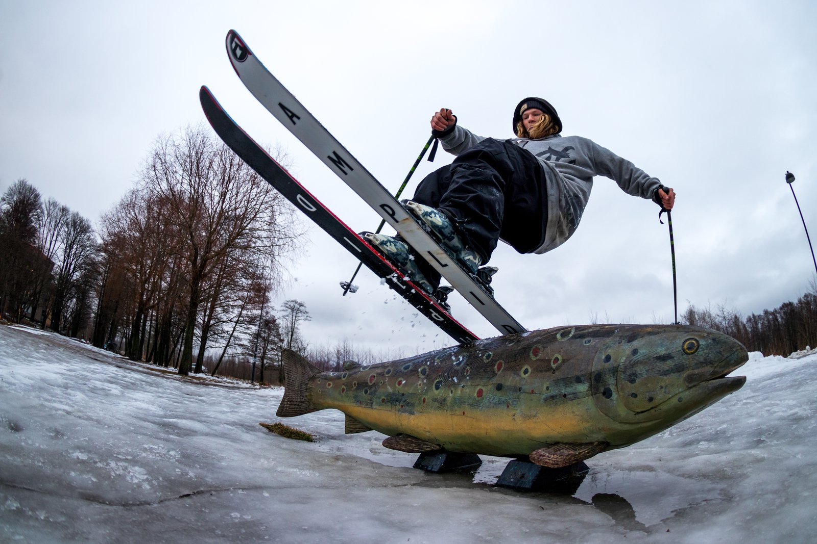 Skiing on a fish