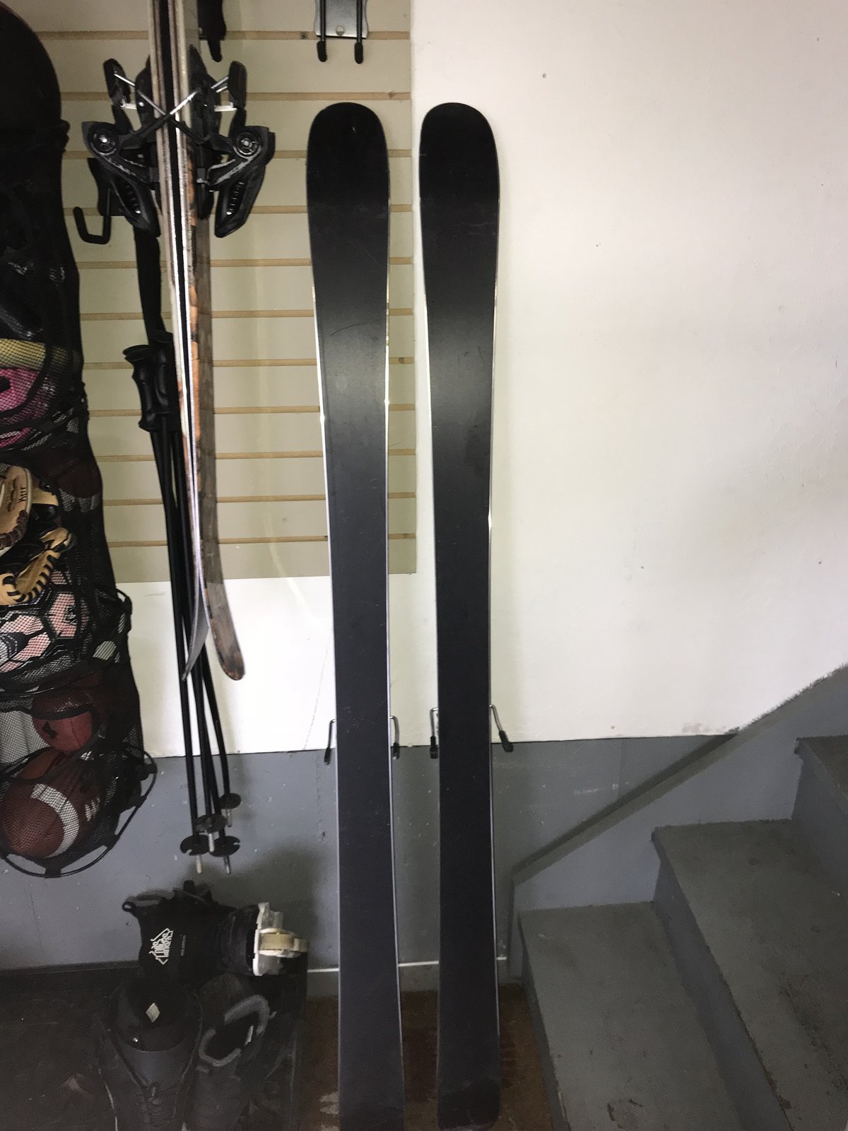discounted skis for sale