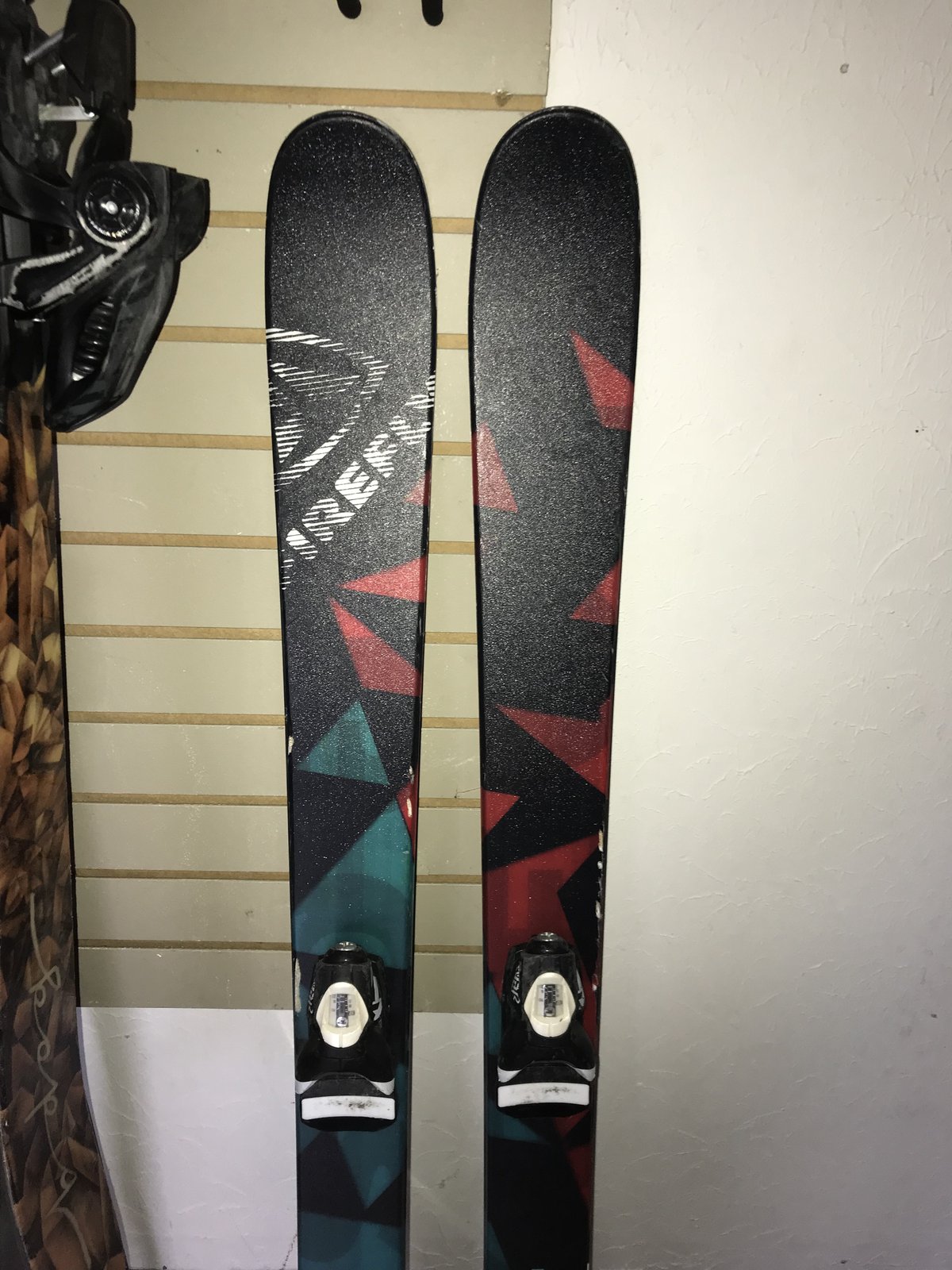 discounted skis for sale